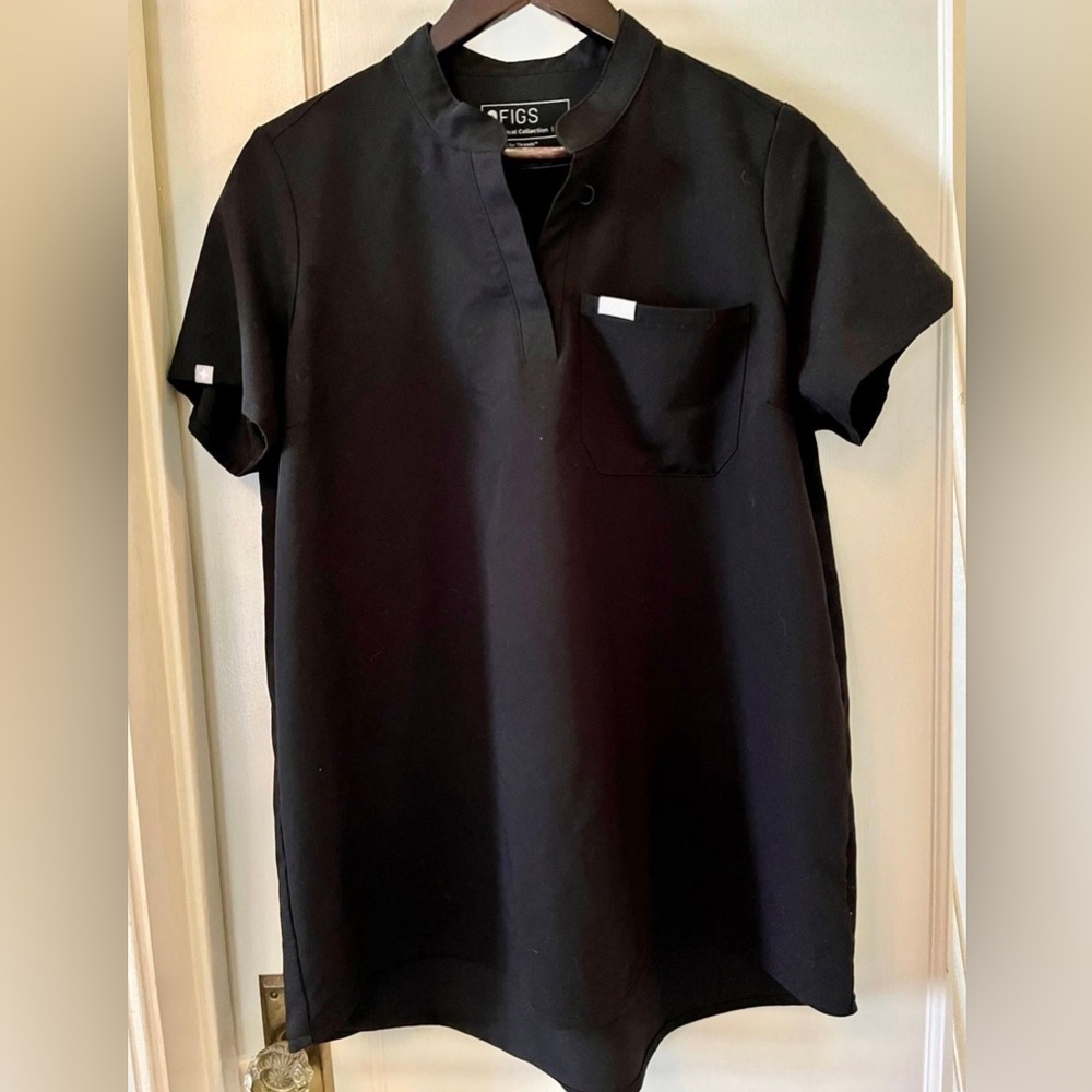 COPY - Figs maternity black scrub tops